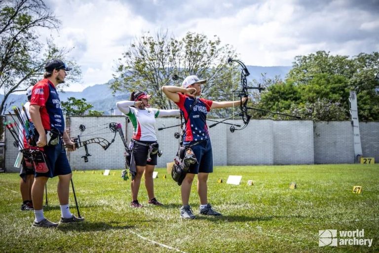 Coahuilenses Dafne Quintero y Sebastián García consiguen plata en la copa del mundo de Tiro con Arco