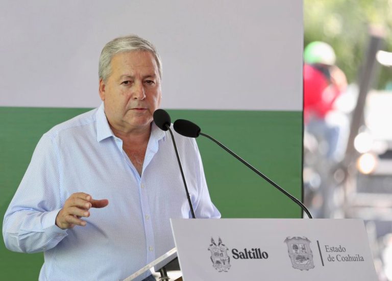 Expresa sus condolencias alcalde de Saltillo por el fallecimiento de Armando Guadiana