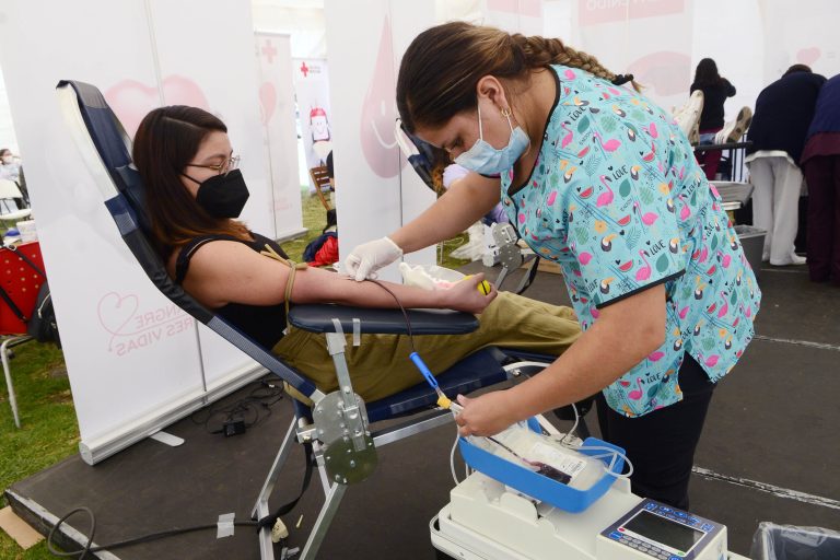 Donar 450 mililitros de sangre salva y mejora vidas