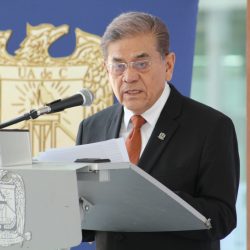 entregan a jose torres 3