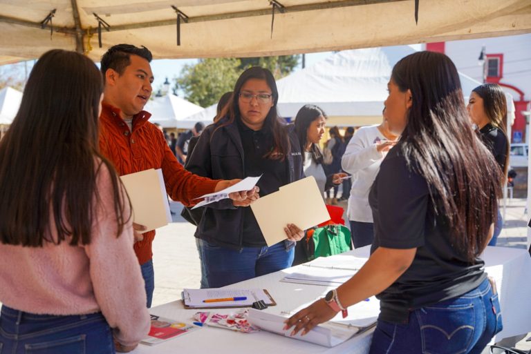 Invitan a aprovechar oferta laboral disponible en Ramos Arizpe