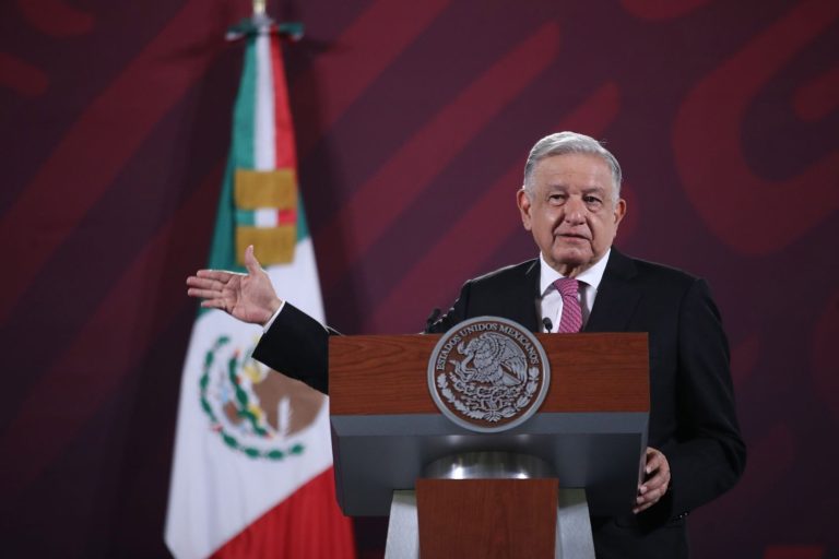 No tiene por qué haber rupturas en proceso interno de Morena: López Obrador