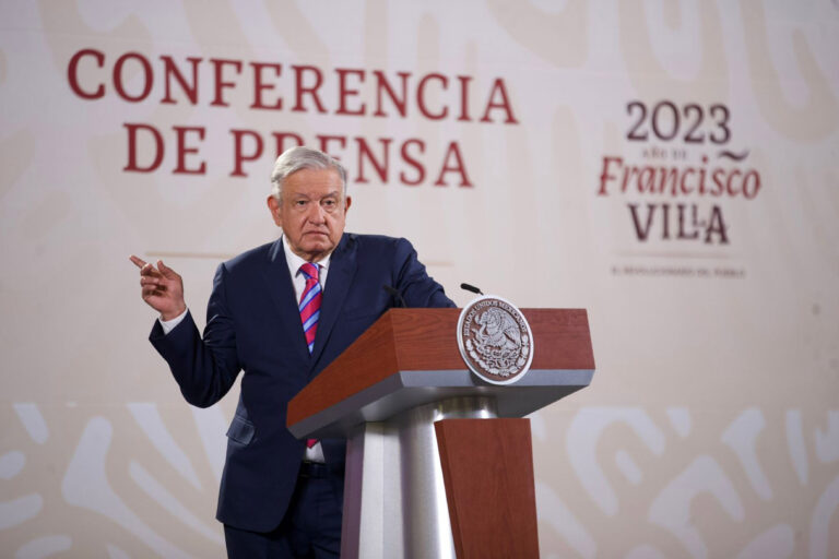 Ordena TEPJF inscribir a AMLO a la lista de infractores electorales