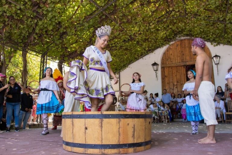 Dejarán Fiestas de la Vendimia en Parras derrama de 25 mdp   