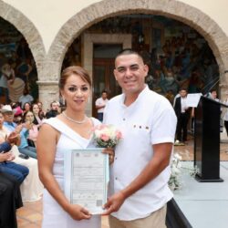 Se dan las sí 23 parejas de Saltillo en bodas comunitarias2