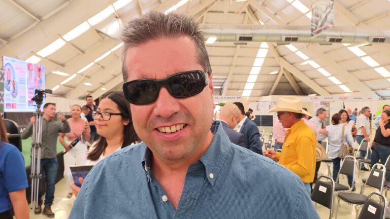 Alista Erasmo Ramos sus propuestas para comparecer ante el Congreso en busca de la presidencia de la CDHEC