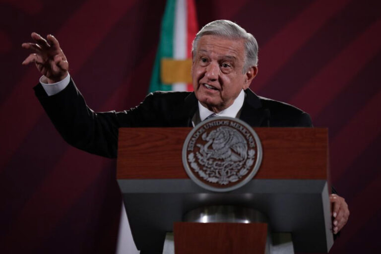 AMLO agradece a Biden denuncia en contra del gobernador de Texas