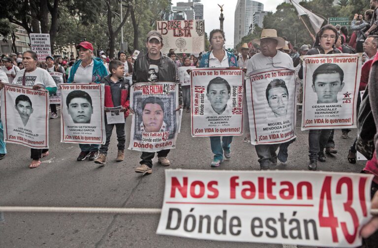 Ejército, Semar, Cisen y policías tuvieron participación activa en la desaparición de los 43 normalistas de Ayotzinapa: GIEI