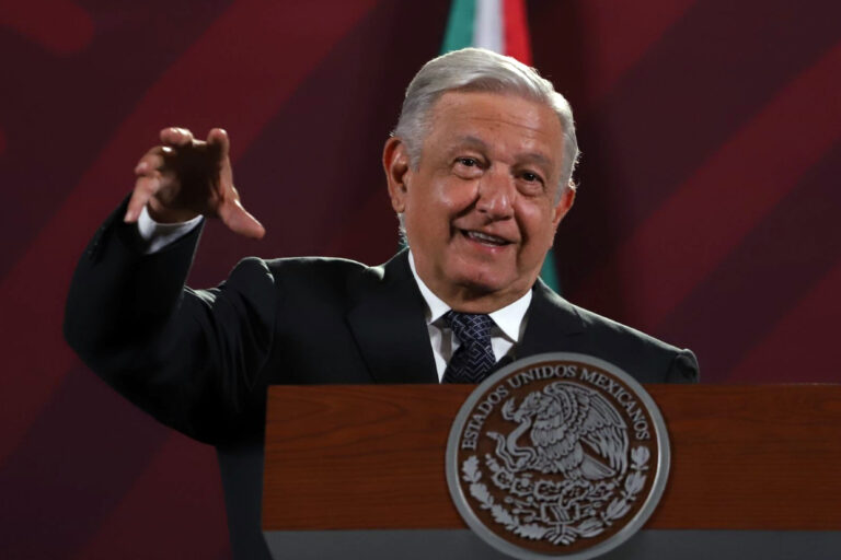 INE y el Tribunal Electoral están convertidos en censores: AMLO