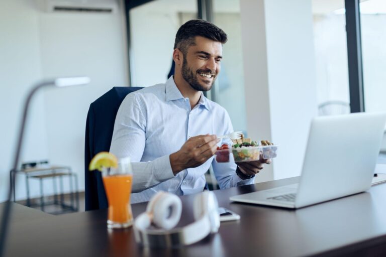 La mejor guía de comida para llevar al trabajo: nutrición y sabor para tu jornada laboral