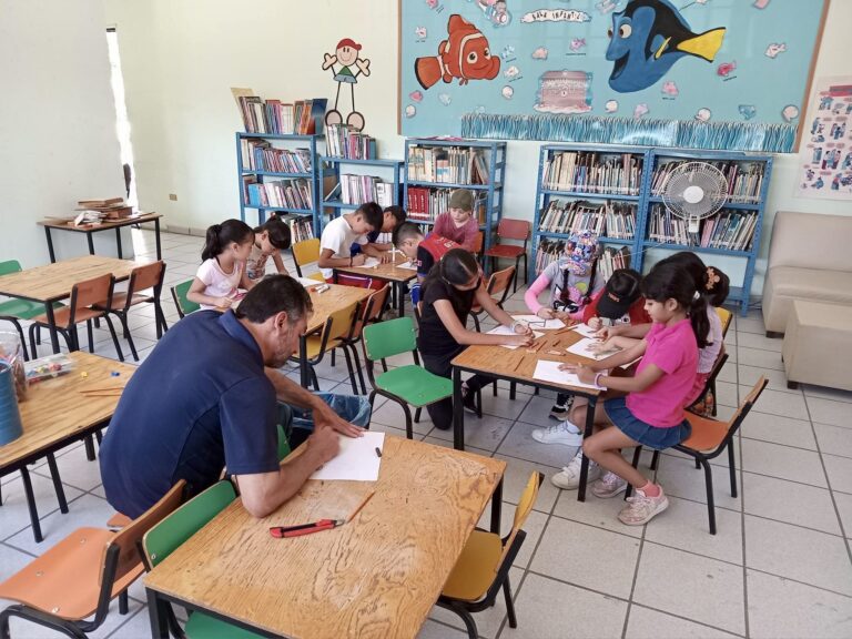 Niñez ramosarizpense disfruta de sus vacaciones en las bibliotecas 