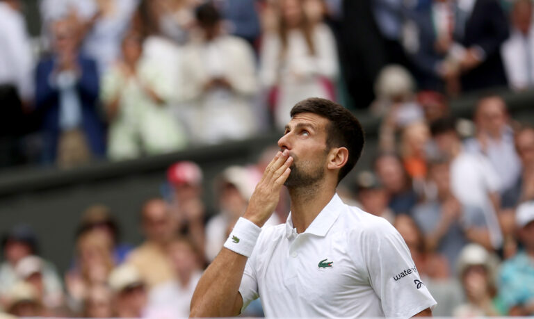 Novak Djokovic clasificó a la final de Wimbledon