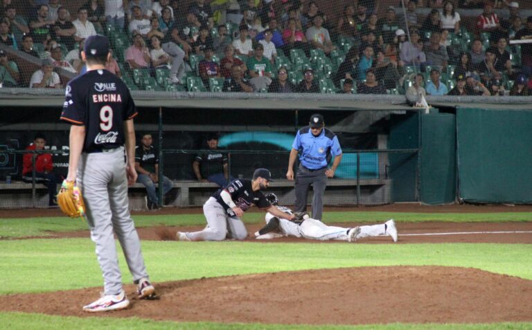 Saraperos vence 7 a 2 a Tigres de Quintana Roo en inicio del interzonas 