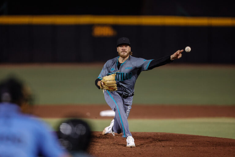 Toros gana duelazo 4-0 a Saraperos para quedarse con la serie en la frontera