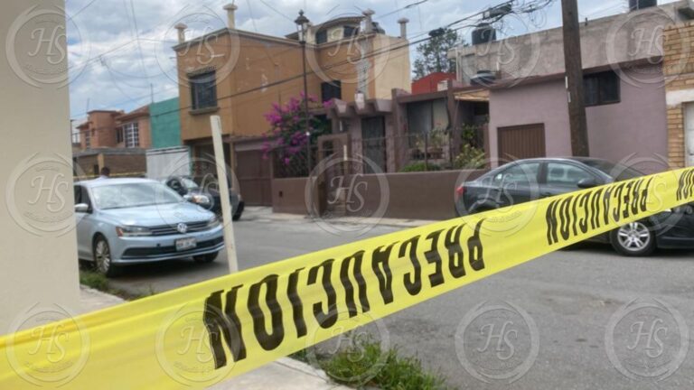 Resbala y cae en el baño; momentos después muere