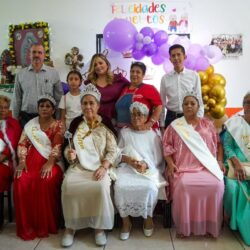 Corona Ana Lucía Cavazos a reina del Comedor Comunitario de Blanca Esthela3