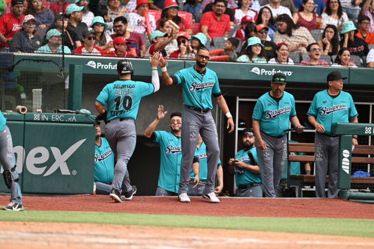 En maratónico juego Saraperos gana 4 a 3 a Diablos para amarrar serie 