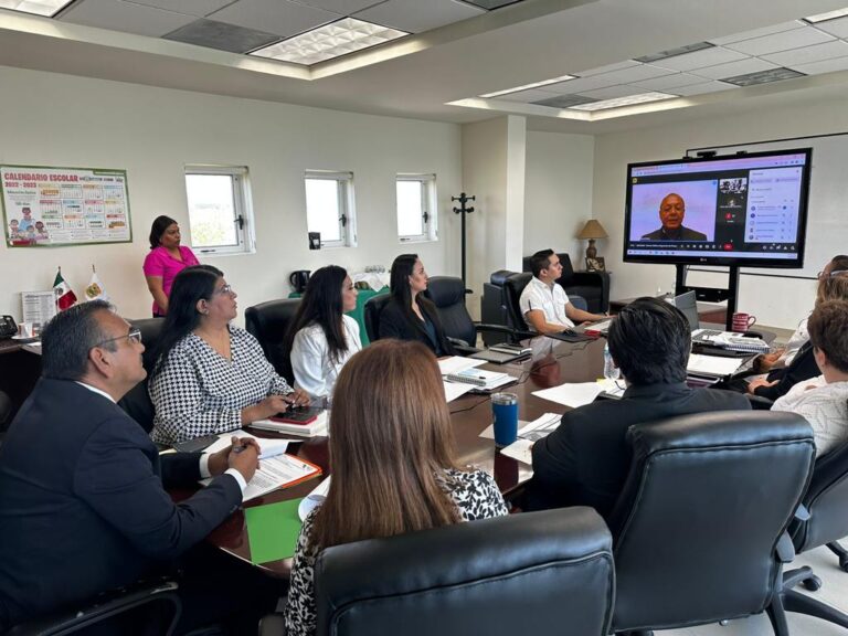 Realiza CECyTE Coahuila evento público para la asignación de plazas