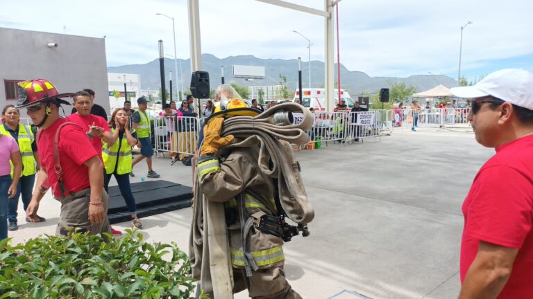 Realizan en Saltillo la segunda edición de las competencias “Ser Bombero nos Une”