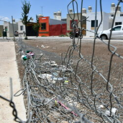 Vándalos destruyen malla ciclónica de canchas en la colonia Villasol 4