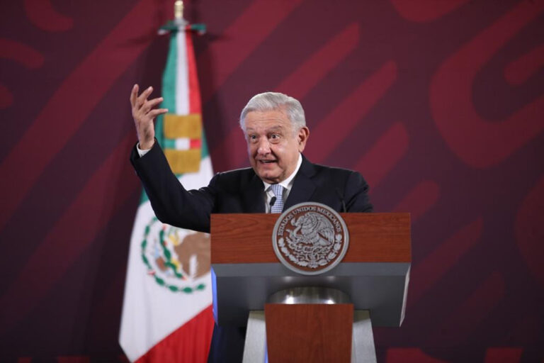 AMLO reitera que se abran archivos del Cisen sobre la Guerra Sucia