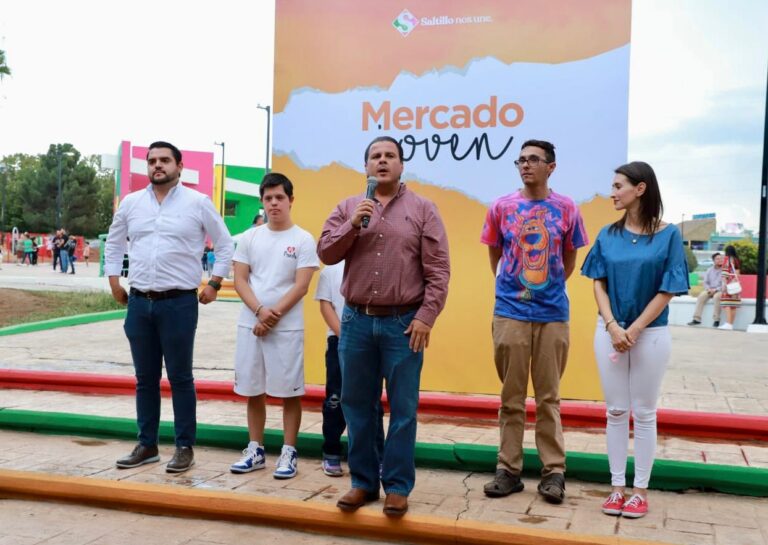 Apoya Chema Fraustro a jóvenes emprendedores