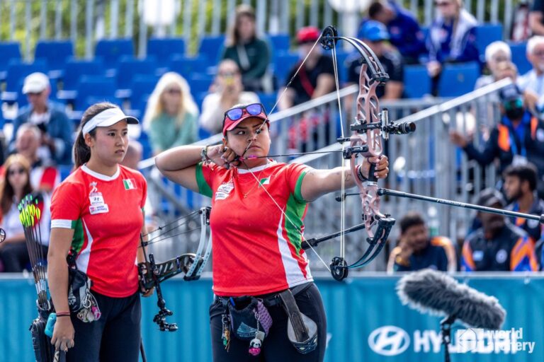 Arqueras mexicanas consiguen 4 plazas olímpicas para París 2024