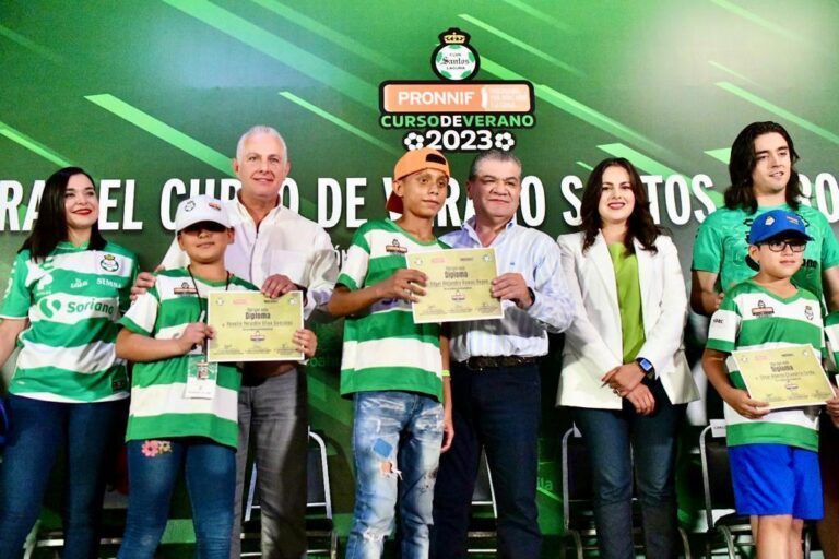 Clausuran Riquelme y Román Cepeda el curso de verano Santos PRONNIF 2023 en Torreón