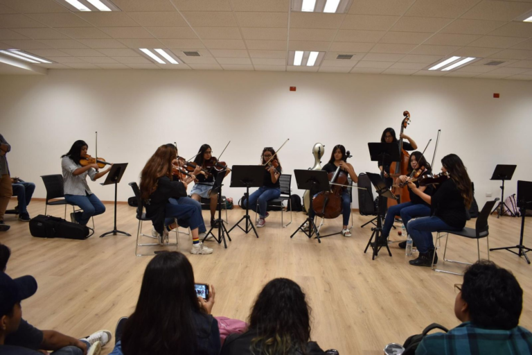 Tendrá presentación en el Vito Alessio, en Saltillo, la Camerata Femenil ‘Cuatro Lunas’