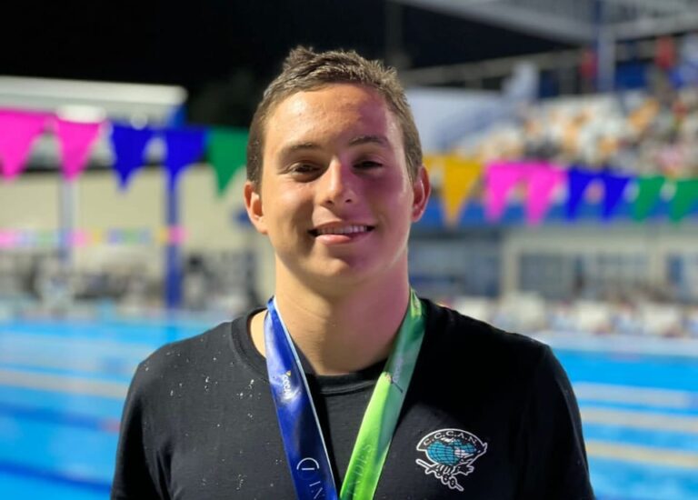 Obtiene coahuilense Javier Díaz López Medalla de Plata en los Centroamericanos y del Caribe de Natación