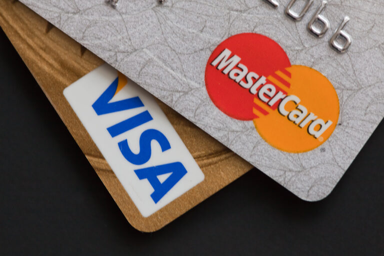 Visa y MasterCard se preparan para aumentar sus tarifas