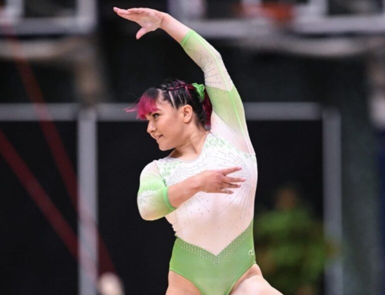 Alexa Moreno conquista oro de salto de caballo en Francia