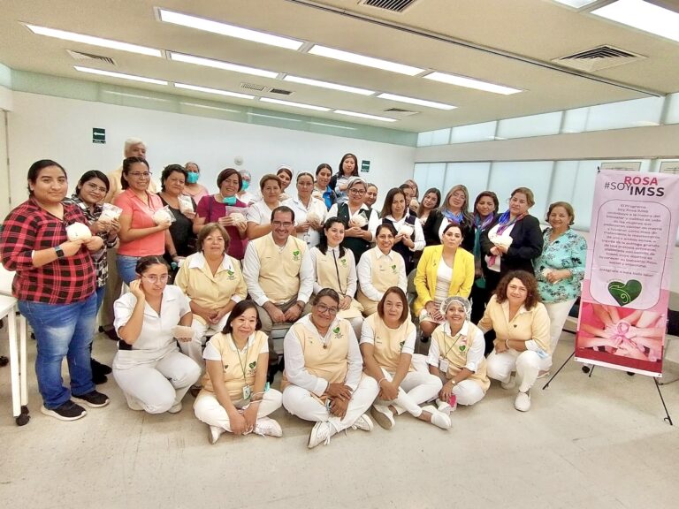 Apoya Voluntariado del IMSS a Guerreras por la Vida a fabricar su prótesis mamaria 