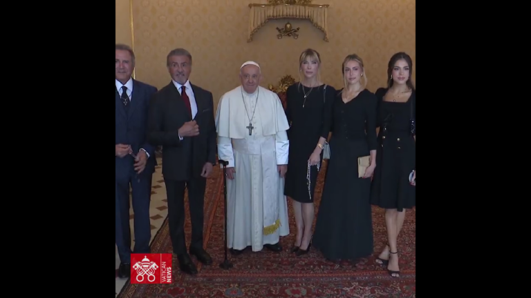 El Papa Francisco recibe al actor y cineasta Sylvester Stallone