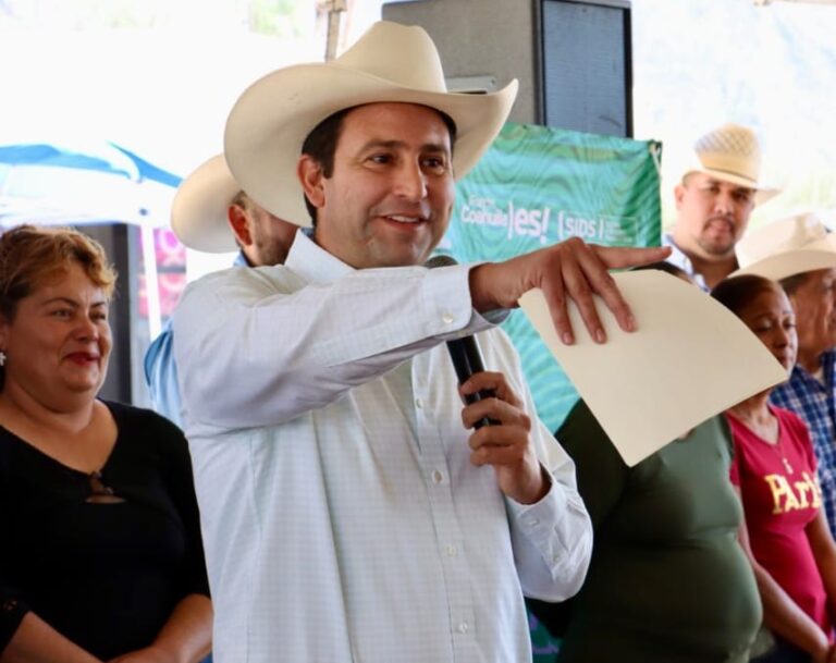 Coahuila entrega apoyos a la comunidad del Ejido Presa de los Muchachos