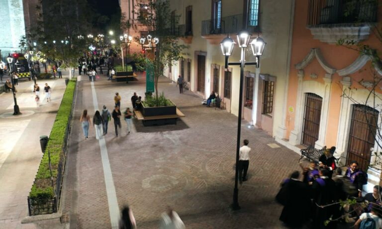 Resalta Paseo Capital belleza de edificios históricos