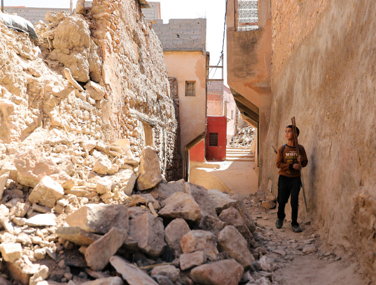 UNICEF reporta 100 mil niños afectados en Marruecos tras terremoto