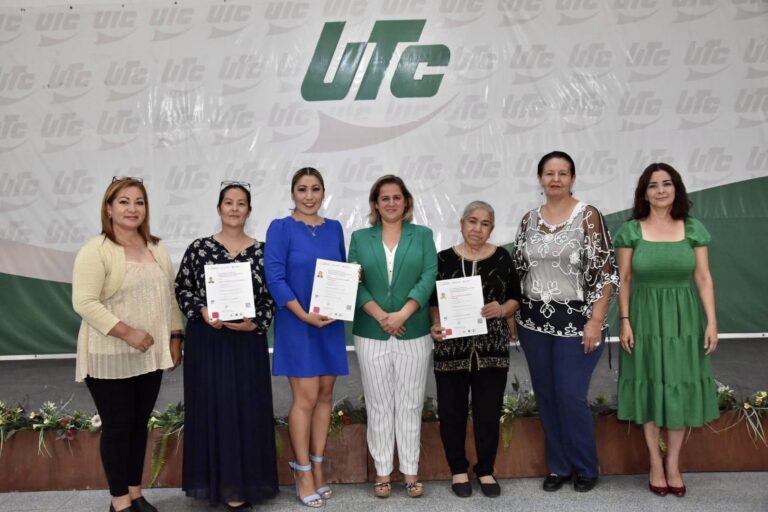 UTC certifica a mujeres en prestación de servicios estéticos corporales 