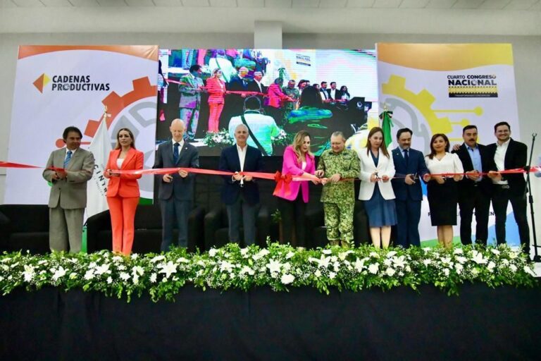 Alcalde Román Cepeda inaugura el Fin de Semana Industrial de CANACINTRA Torreón