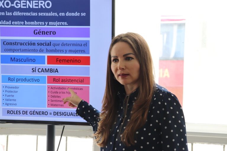 Instituto Coahuilense de las Mujeres imparte plática para alumnas y alumnos de ingeniería