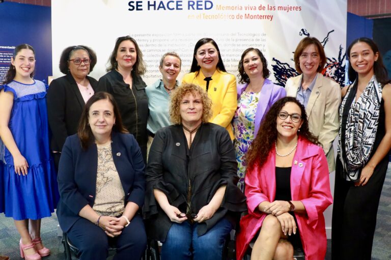 Tec de Monterrey honra el legado de las mujeres al inaugurar la exposición “Cuando el hilo se hace red”