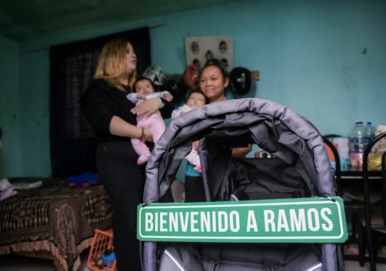 Continúa Ana Lucía Cavazos con entregas del programa “Bienvenido a Ramos”   