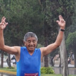 Entre lluvia y amistad, disfrutan saltillenses de la Carrera Chuy Flores 202323