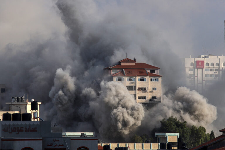 Israel ha destruido 752 edificios residenciales en Gaza, dice Hamas