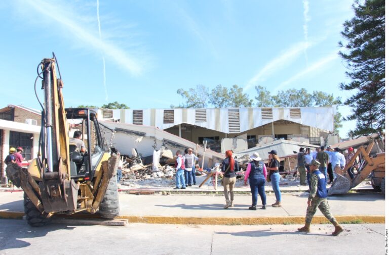 Termina búsqueda de víctimas; inicia demolición de iglesia que colapso en Tamaulipas