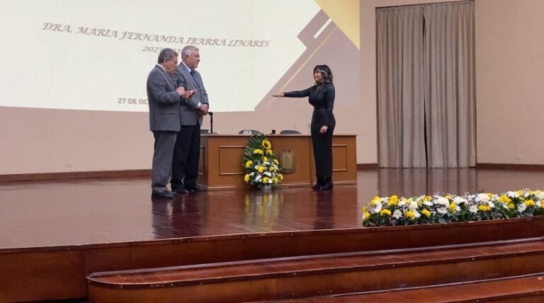 Toma Protesta la Directora de la Escuela de Bachilleres “Prof. Ladislao Farías Campos” UN