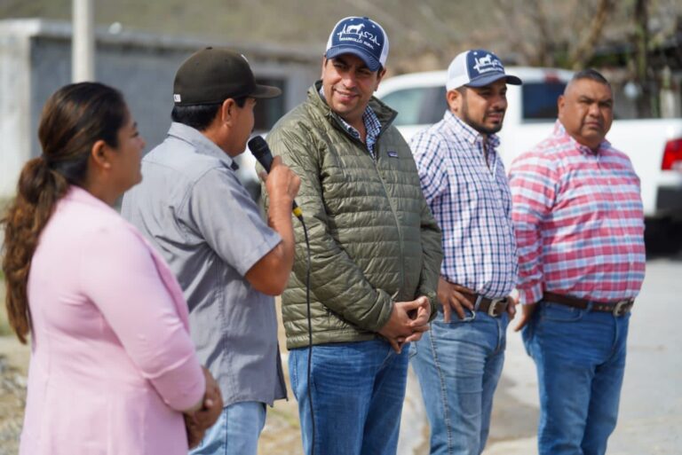 Cumple Chema Morales con “Estación Higo” al solucionar abasto de agua potable