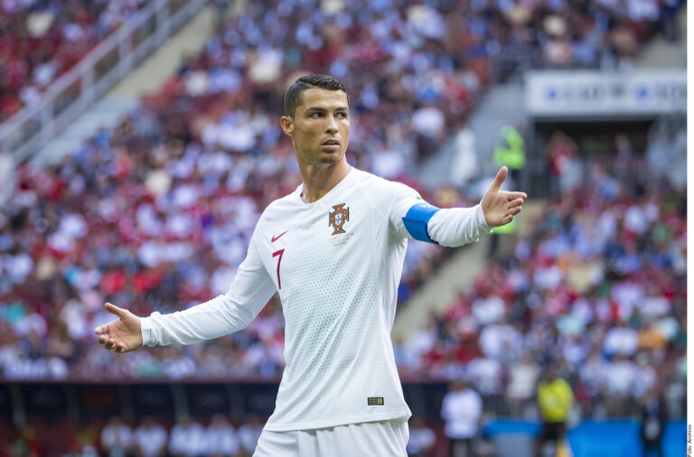 Desmiente Embajada de Irán en España latigazos a Cristiano