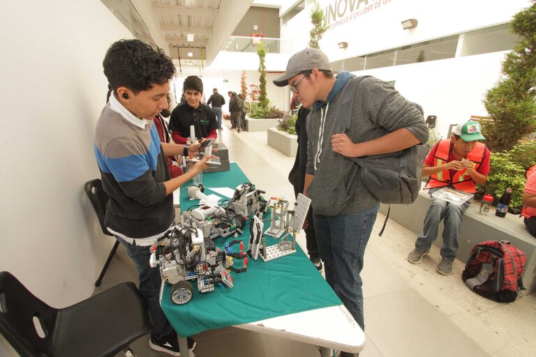 En la Facultad de Sistemas US de la UA de C se realiza el Segundo Simposium Internacional de Ingeniería