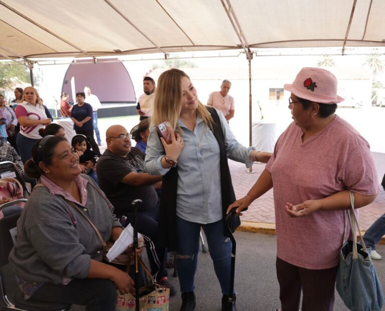 Encabeza Ana Lucía Cavazos nueva brigada para expedición de documentos oficiales